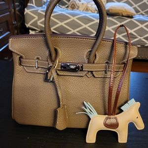 (SOLD) HandbagCrave Erin bag 25cm